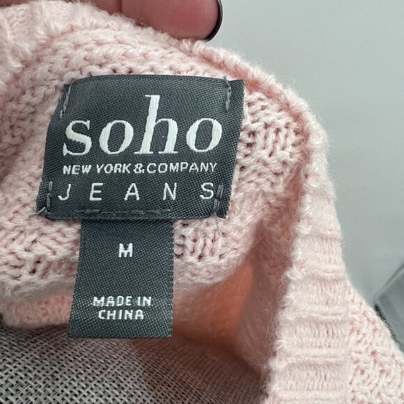 Soho New York & Company Jeans Pink Sweater Size Medium - Picture 6 of 7